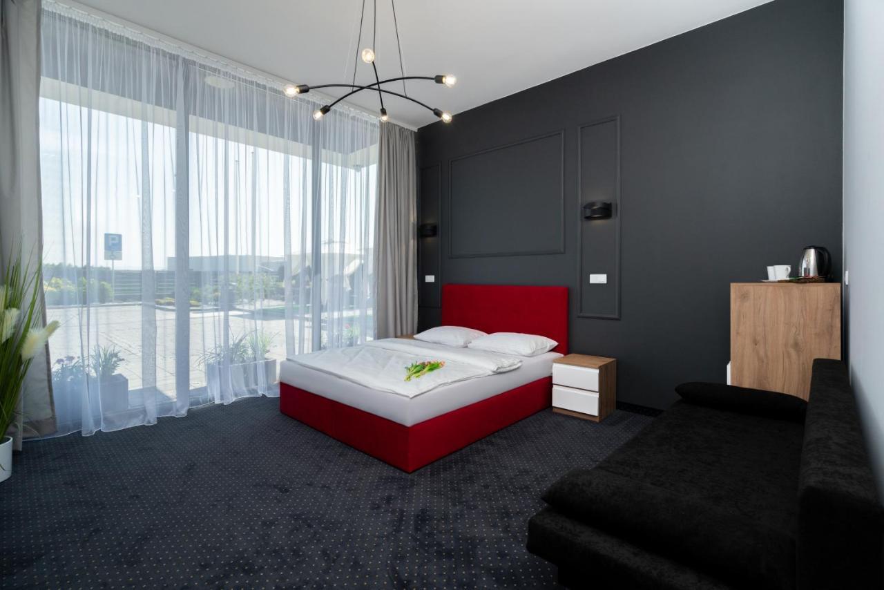 Aquila Hotel Zator Ngoại thất bức ảnh
